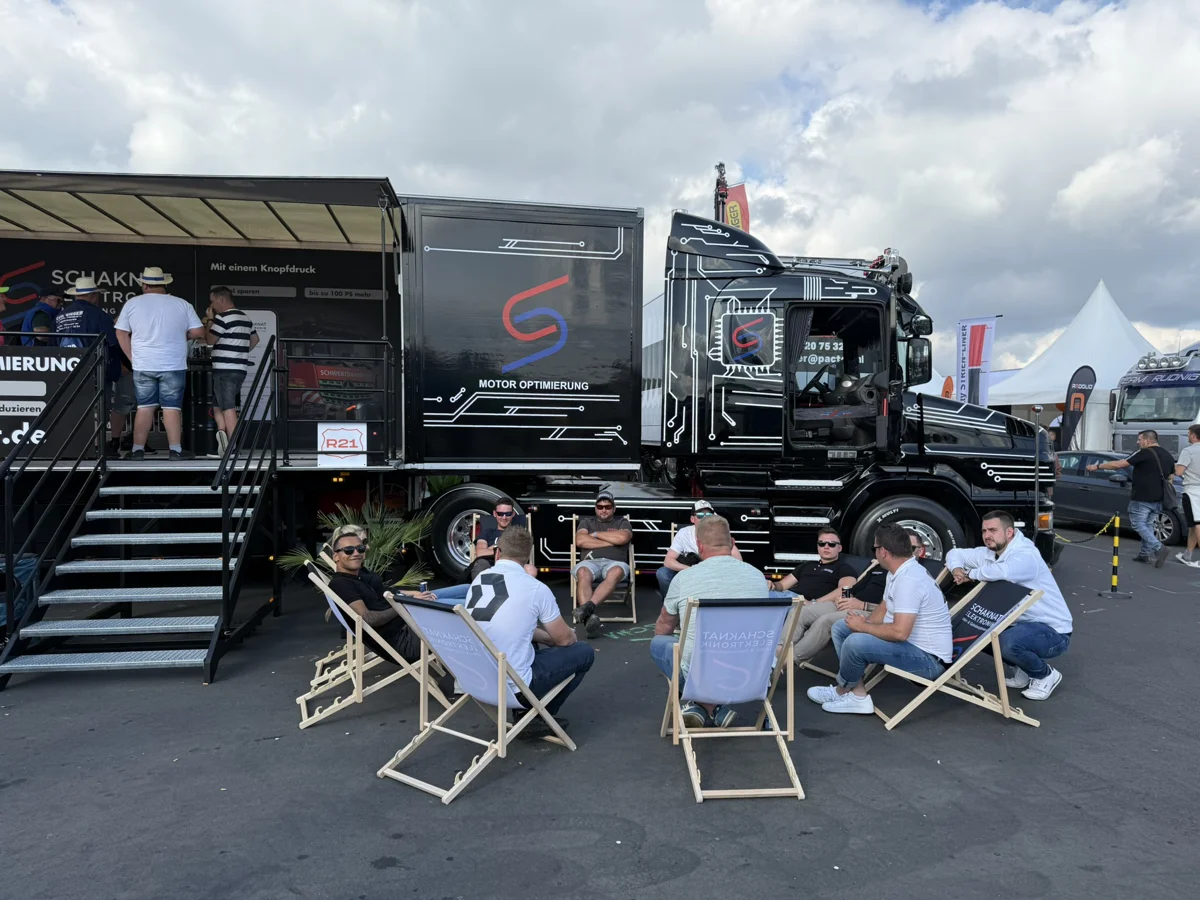 Schaknat Messe-Lounge — professionelles Ambiente